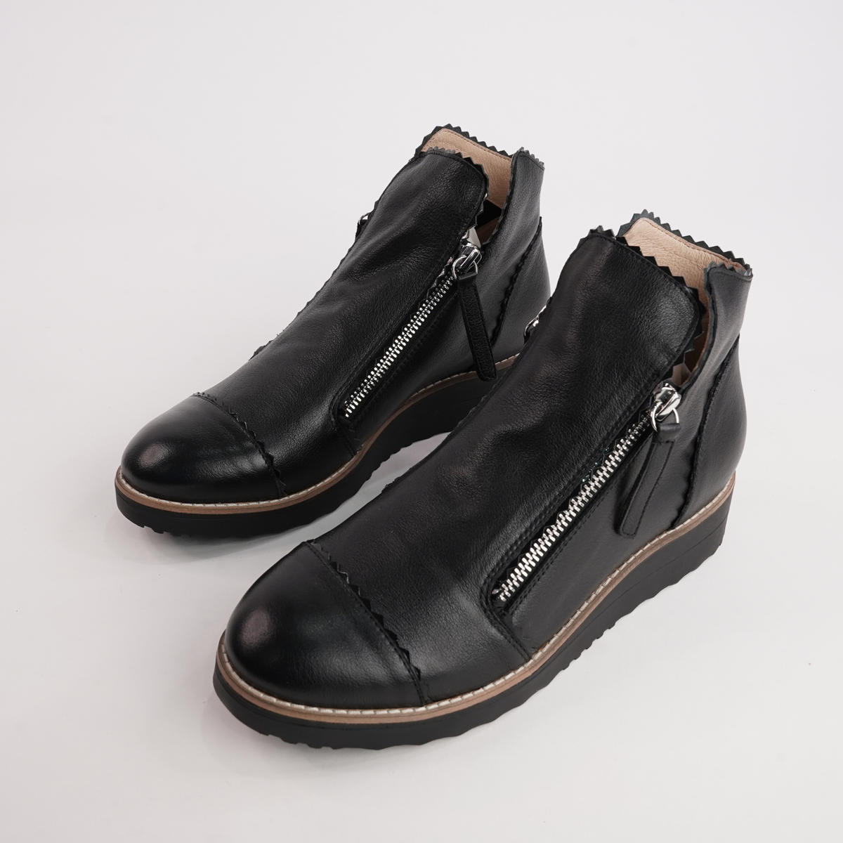 Ooday Black Leather / Black Patent Ankle Boots