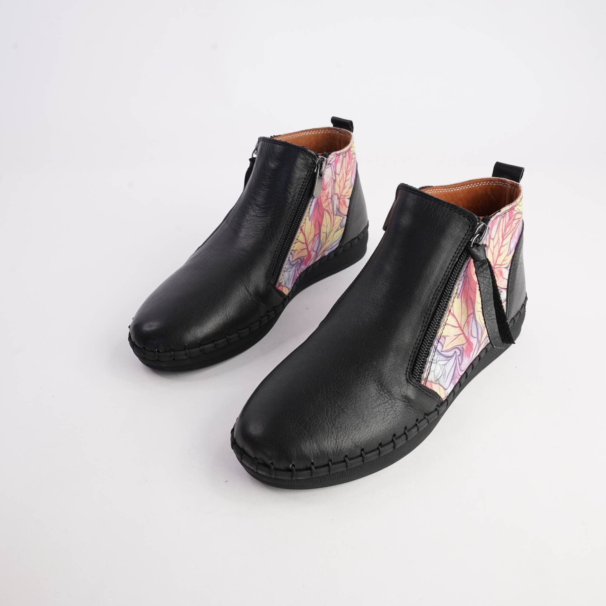Regan Black Fall Leather Ankle Boots - SALA | Shouz