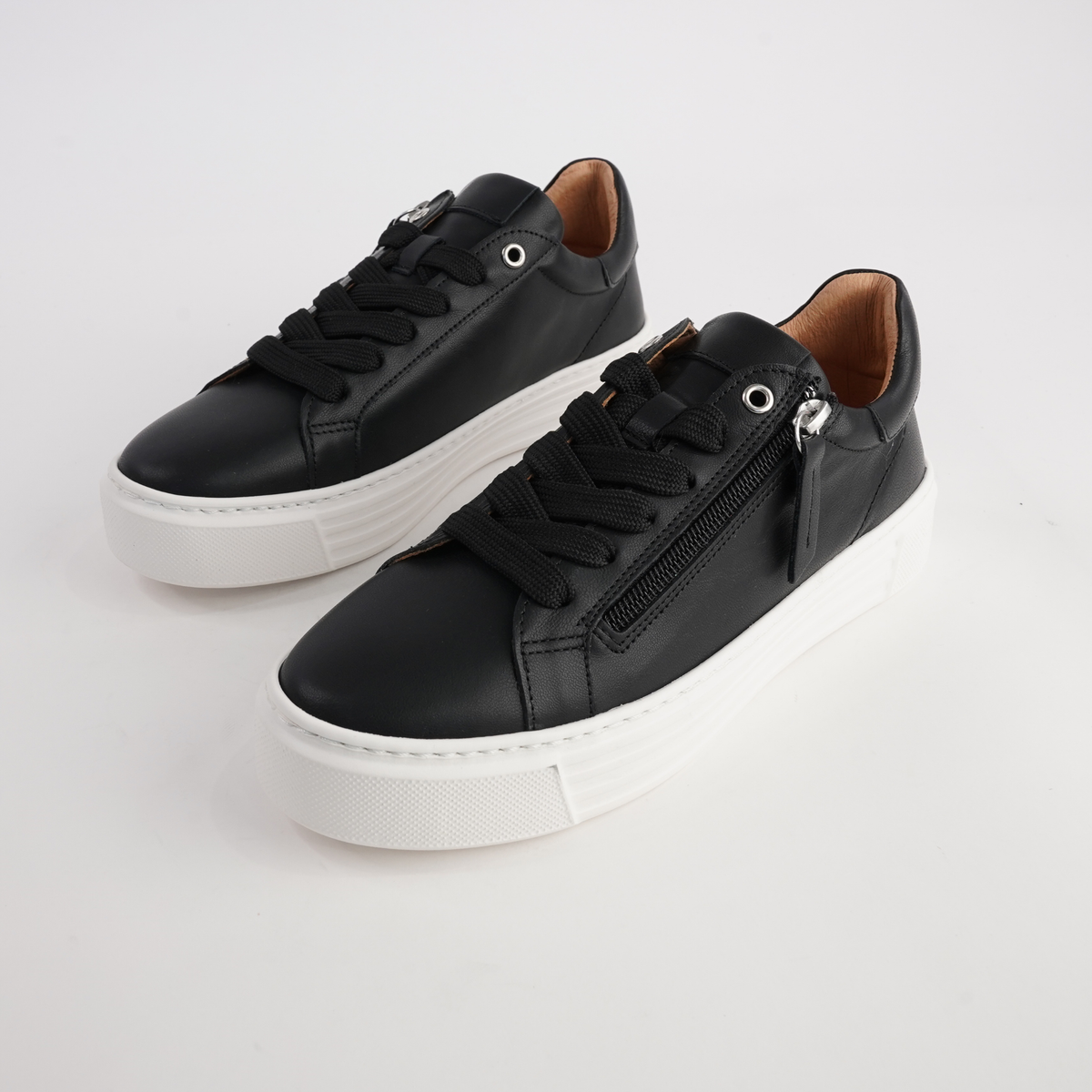 Elly Black Leather Sneakers