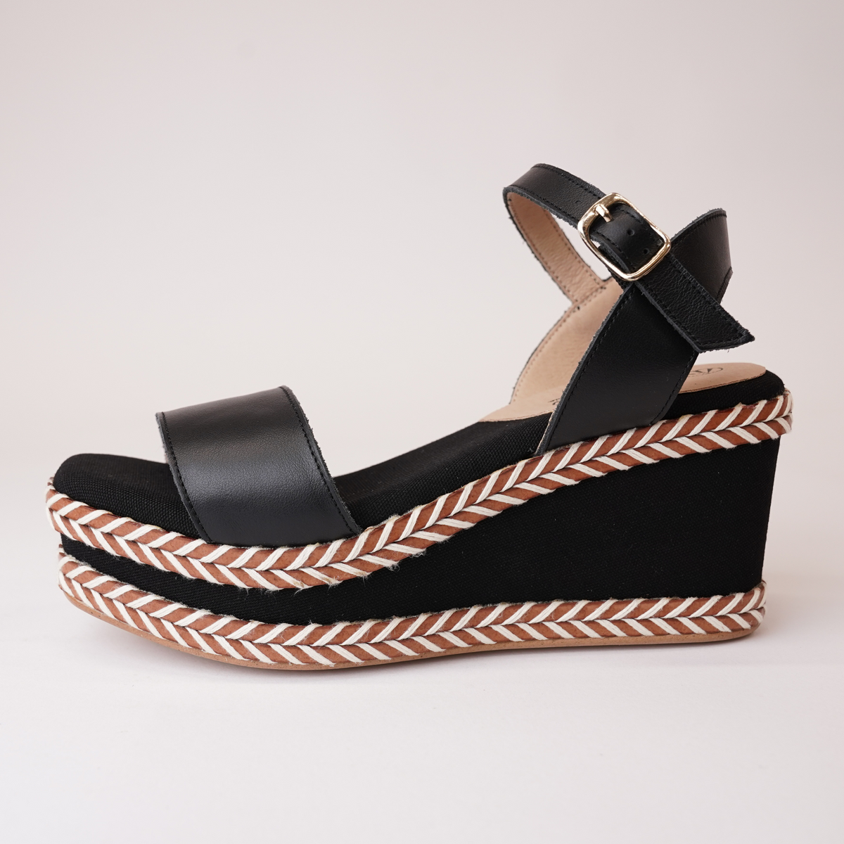 009-cres-142 Black Leather Wedges - NATTIVA | Shouz