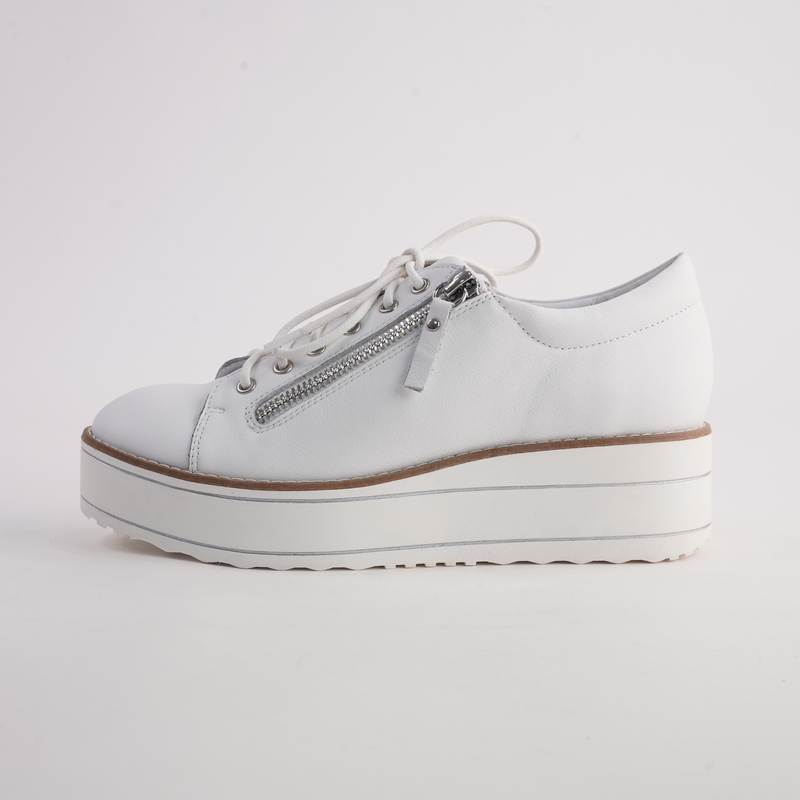 Nabie White/ White Sole Leather Sneakers