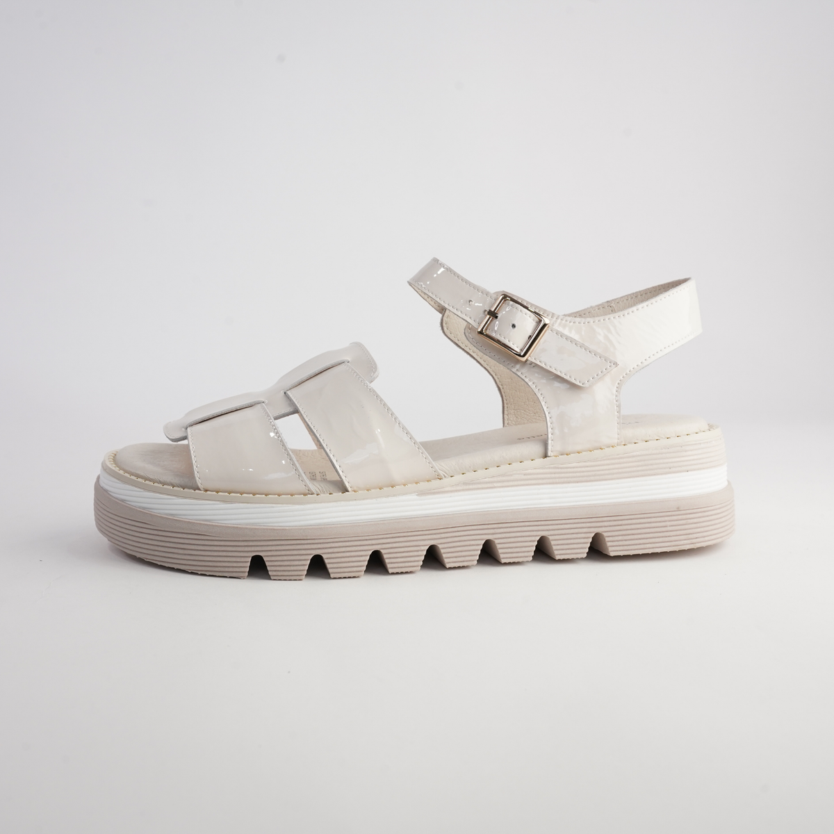 Simm Ivory Patent Leather Sandals - DJANGO AND JULIETTE | Shouz