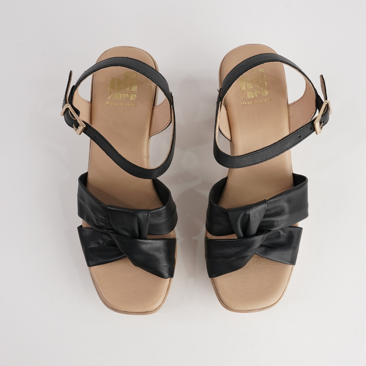 Odessa Negro Leather Heels - NU BY NEO | Shouz