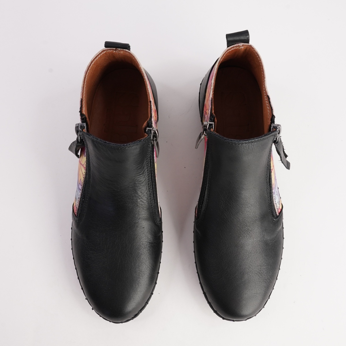 Regan Black Fall Leather Ankle Boots - SALA | Shouz