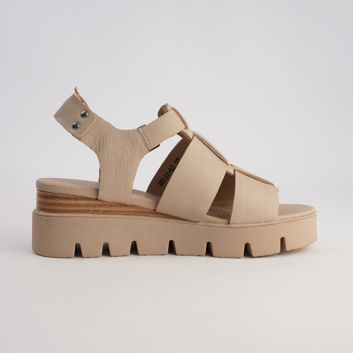 Relie Camel Leather Sandals - DJANGO AND JULIETTE | Shouz