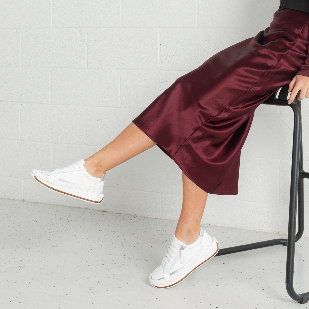 Vogue White Leather Sneakers - SALA | Shouz