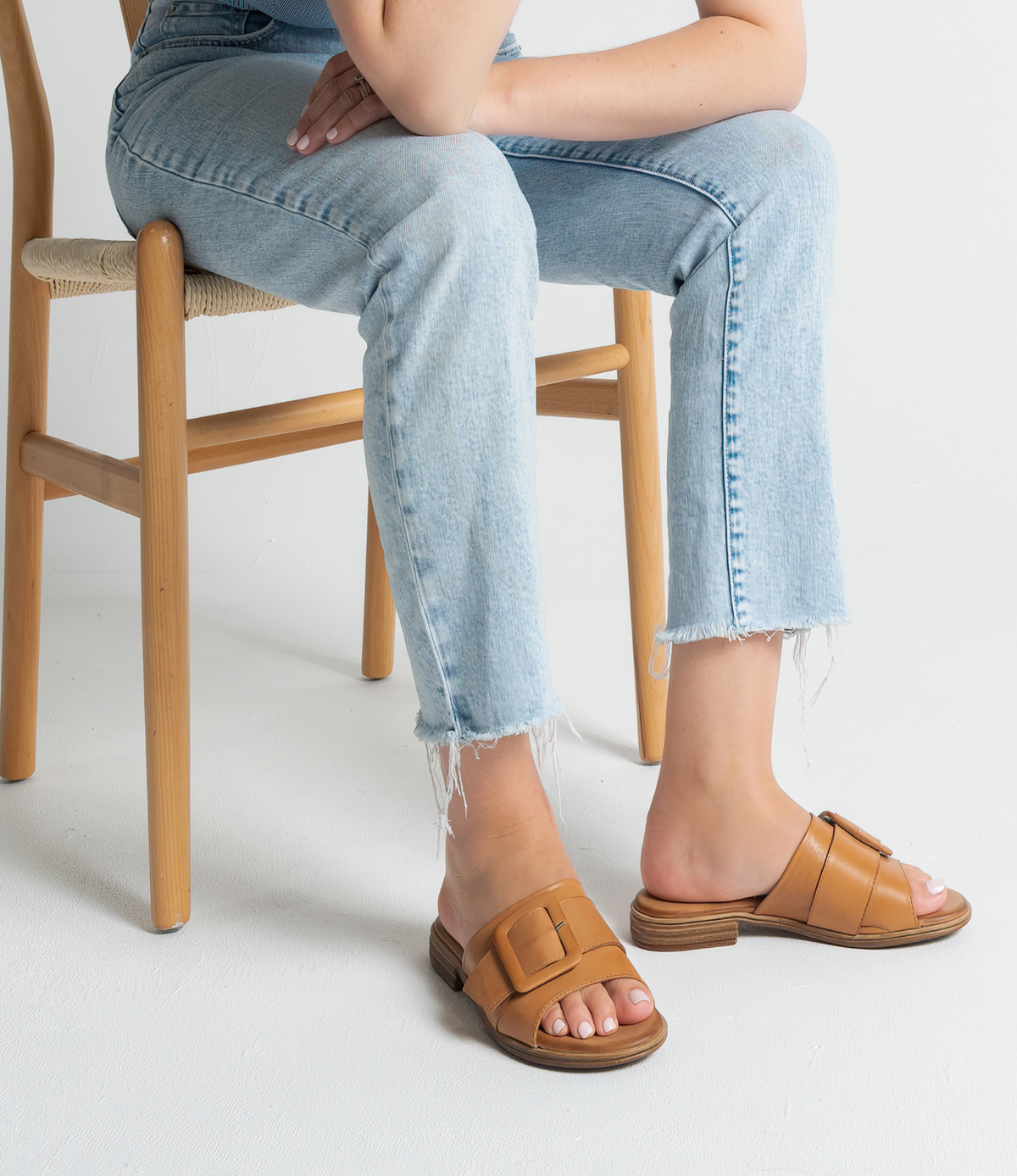 Miley Coconut Leather Slides - SALA | Shouz