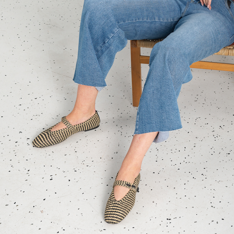 Santalum Black Ballet Flats