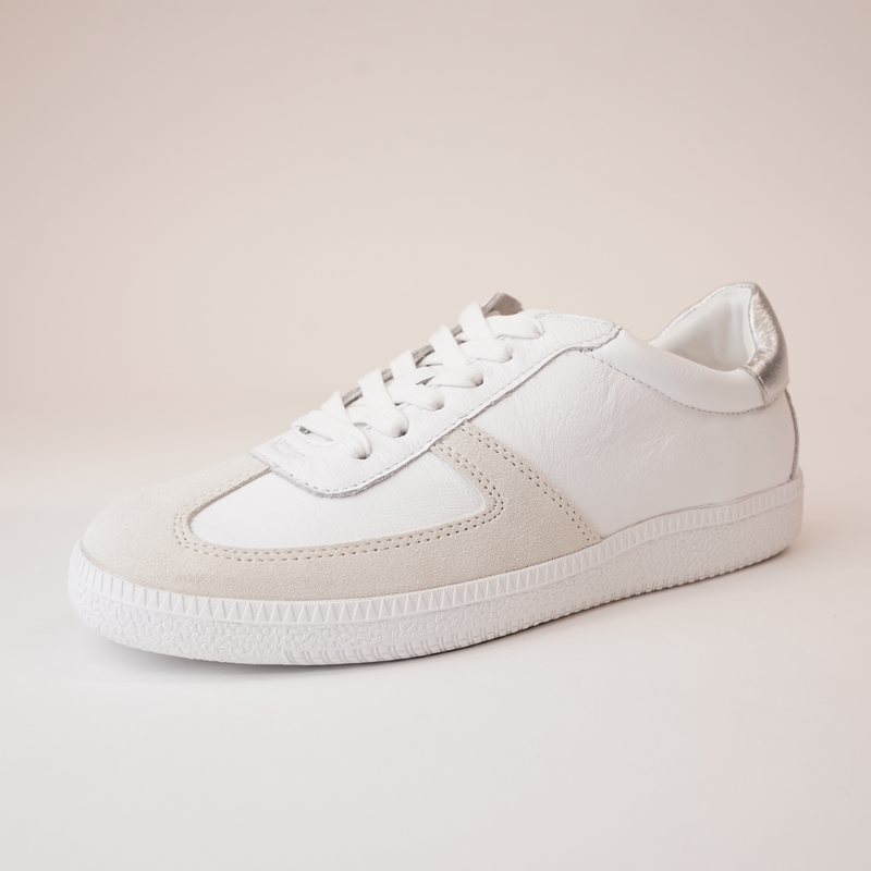 Dari White/ Silver Leather Sneakers