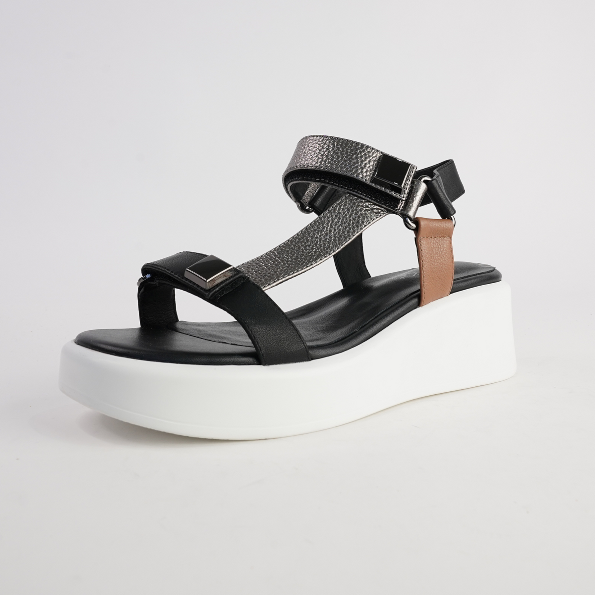 Roz Black/ Silver Leather Sandals - EMMA KATE | Shouz