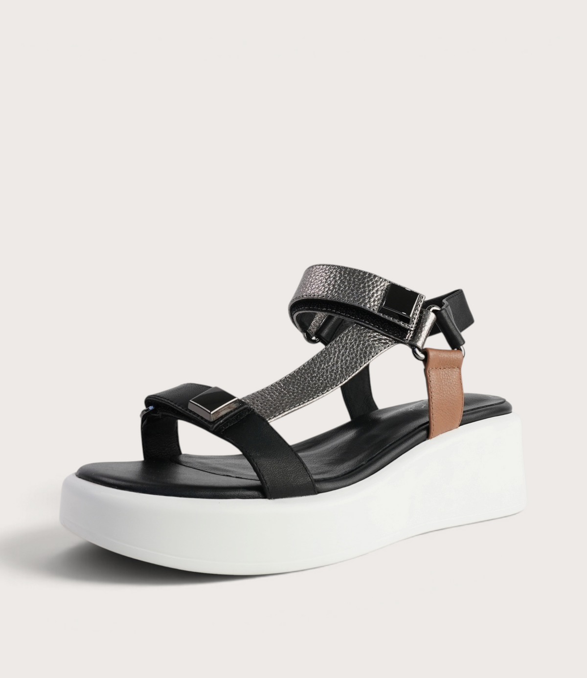 Roz Black/ Silver Leather Sandals - EMMA KATE | Shouz
