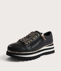 Eammes Black Leather Sneakers