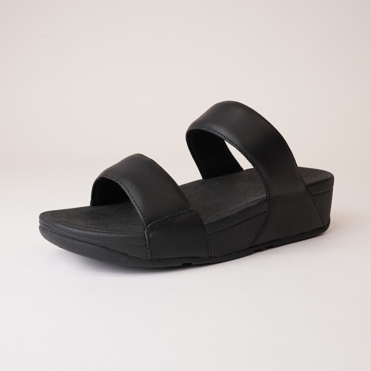 Lulu Leather Slides Black Sandals - FITFLOP | Shouz