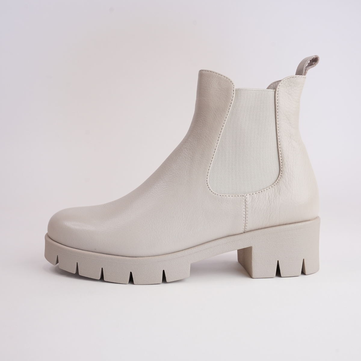 Hampy Almond Leather Ankle Boots - DJANGO AND JULIETTE | Shouz