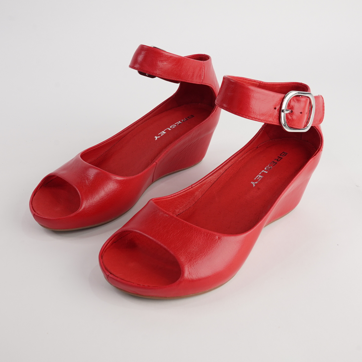Sangria Fireoil Leather Wedges