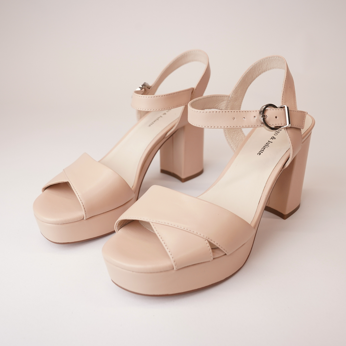 Onlee Cafe Leather Heels