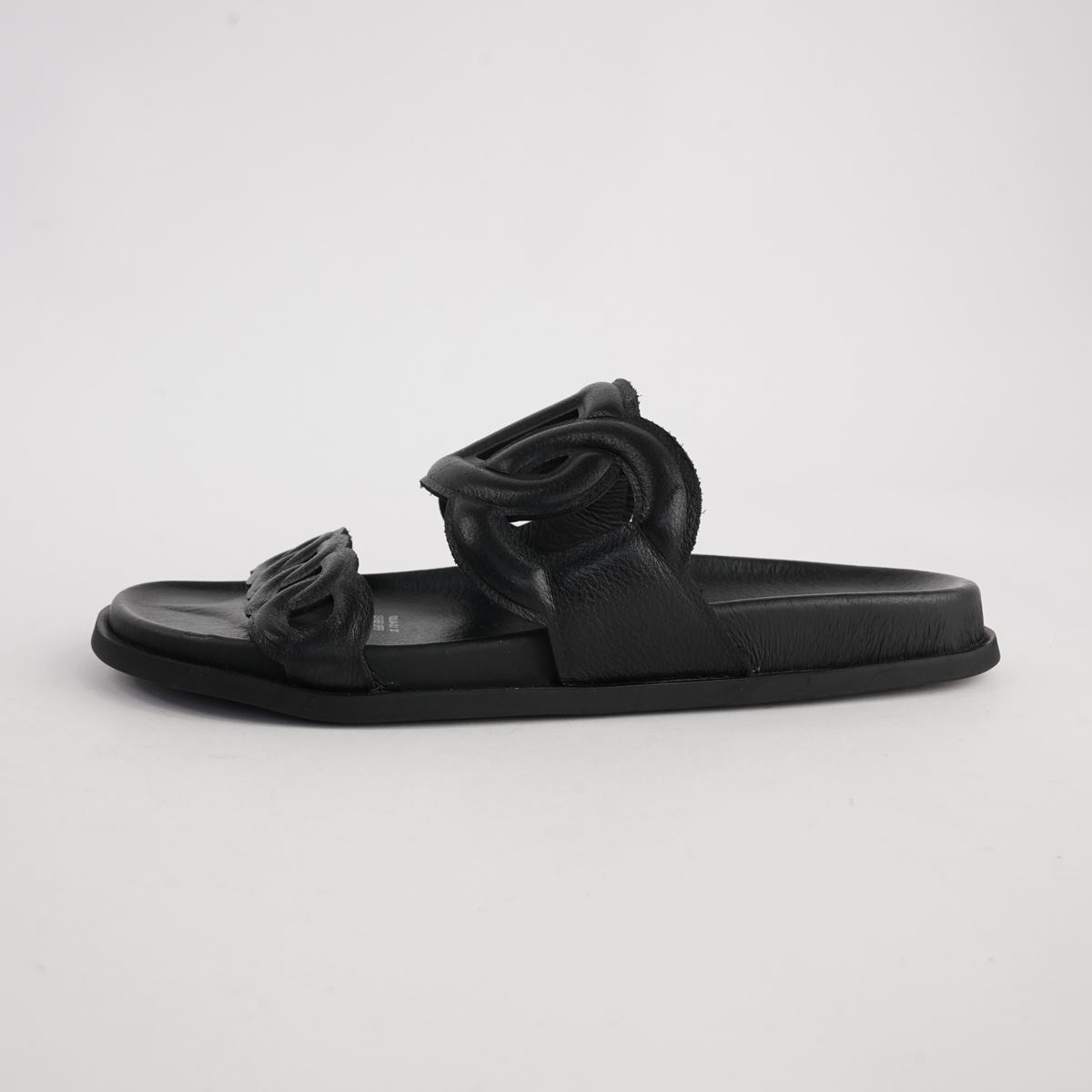 Tulia Black Leather Slides - DJANGO AND JULIETTE | Shouz