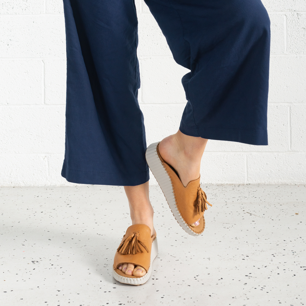 Sonny Coconut Leather Slides - SALA | Shouz