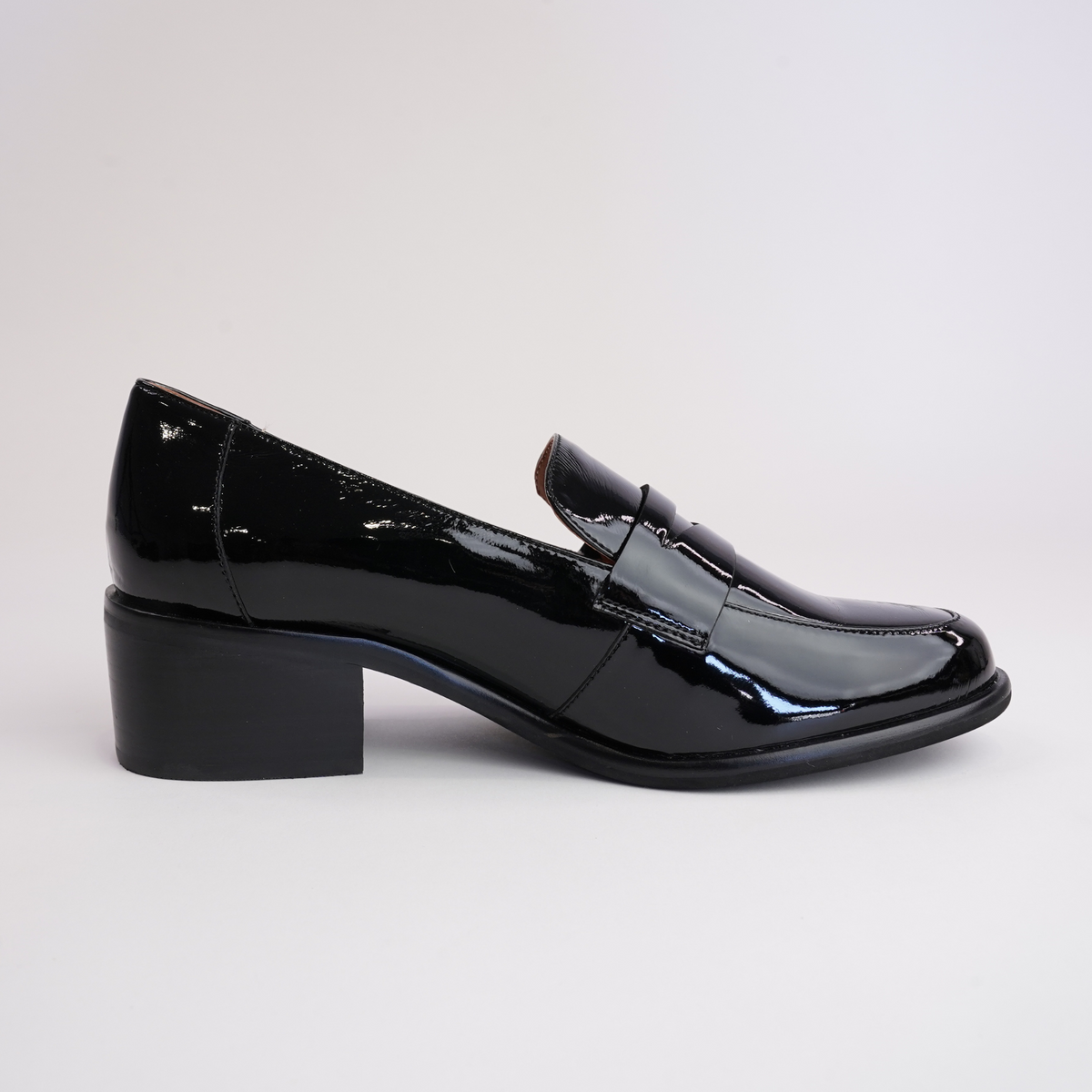 Stiller Black Patent Leather Heeled Loafers