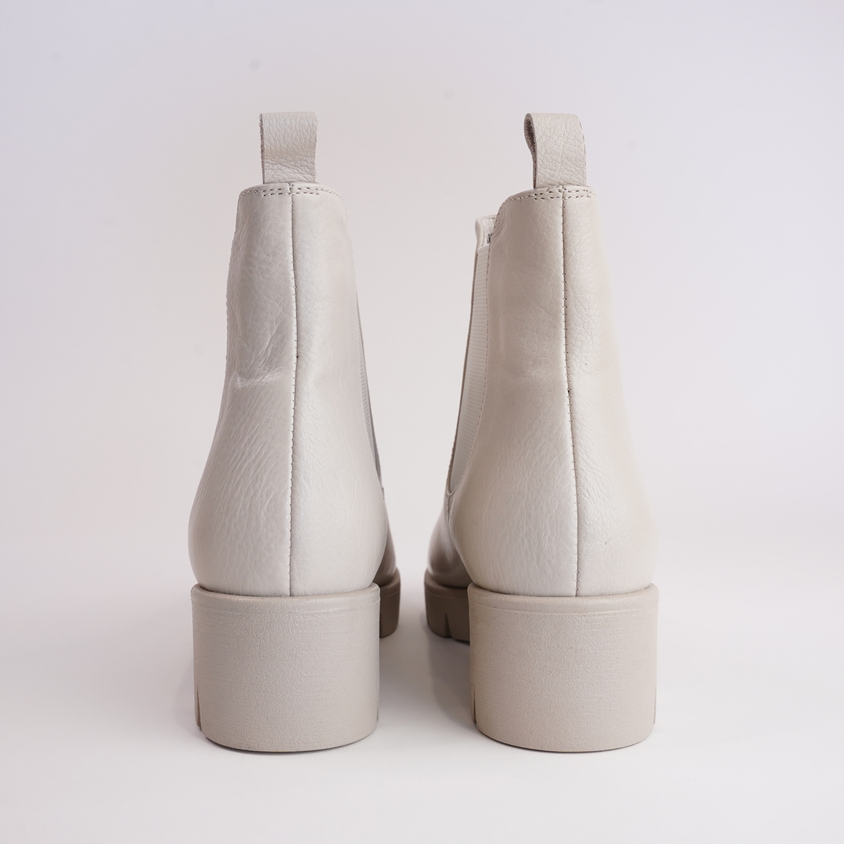 Hampy Almond Leather Ankle Boots - DJANGO AND JULIETTE | Shouz