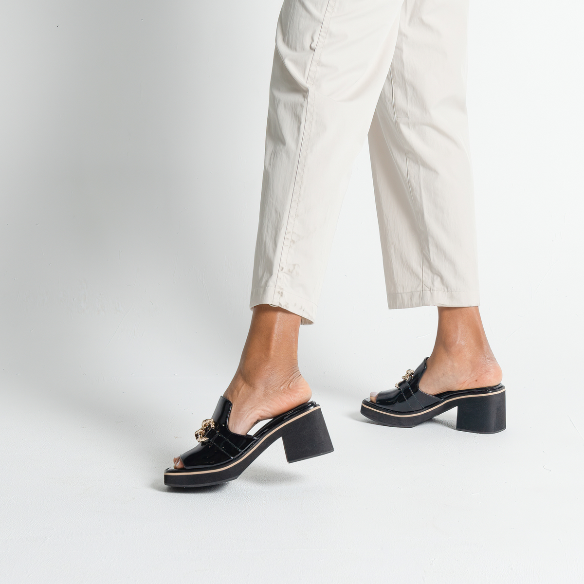 Jamms Black Patent Leather Heels - DJANGO AND JULIETTE | Shouz