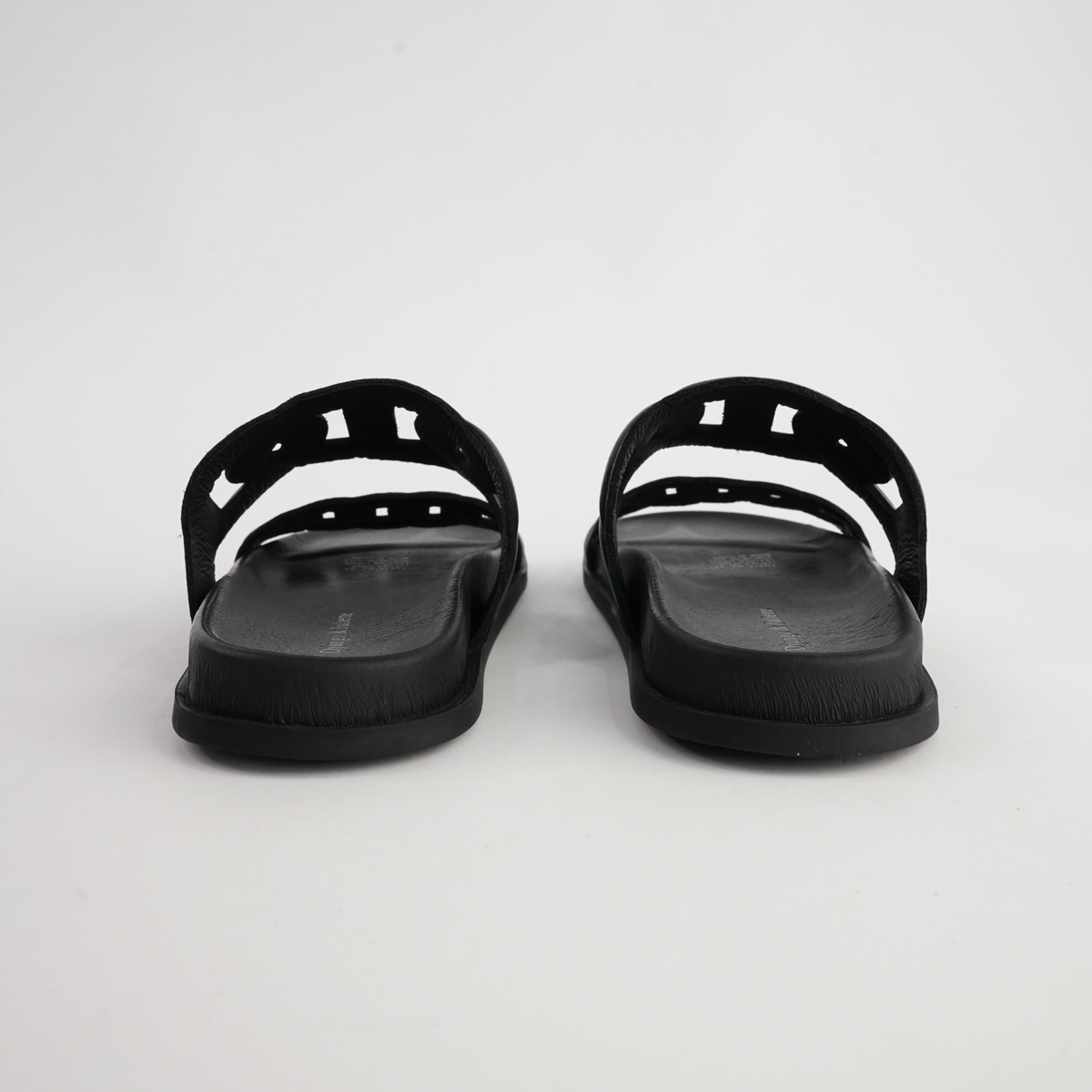 Tulia Black Leather Slides - DJANGO AND JULIETTE | Shouz