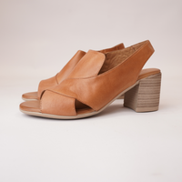 Wondir Tan Leather Heels