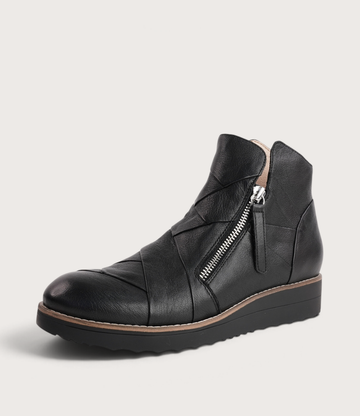 Omeah Black/ Black Leather Ankle Boots - TOP END | Shouz