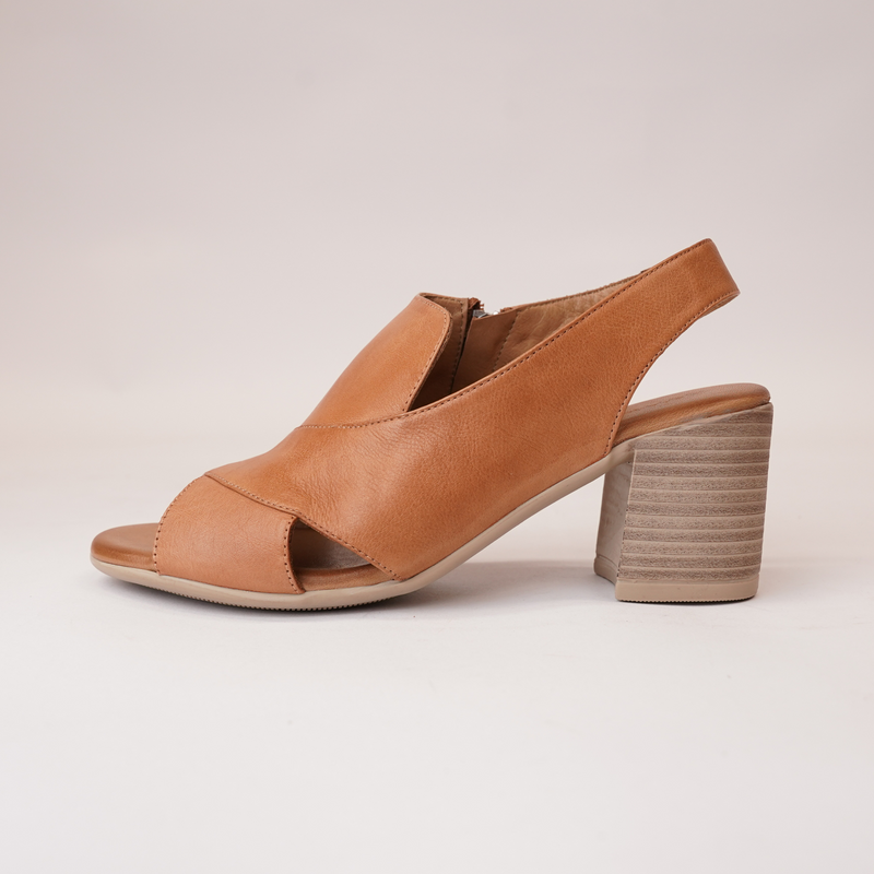 Wondir Tan Leather Heels