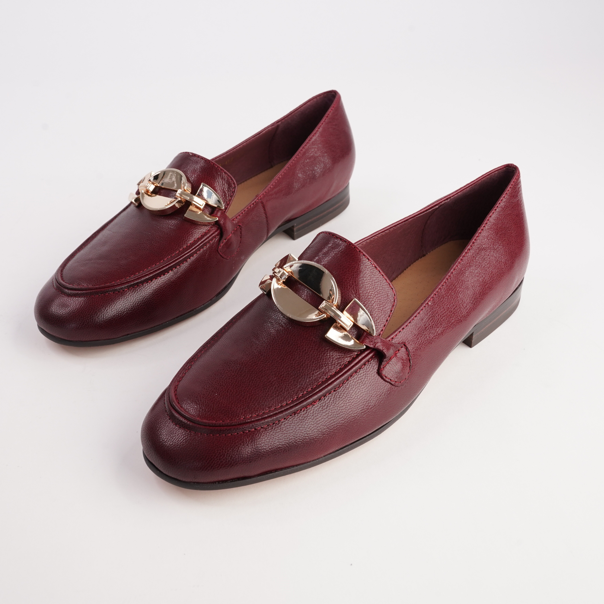 Ilysa Pinot Polish Leather Loafers - DJANGO AND JULIETTE | Shouz