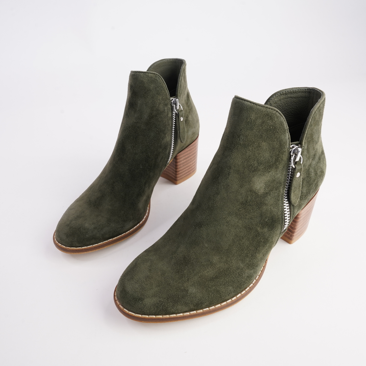 Mitysue Khaki Suede Boots - DJANGO AND JULIETTE | Shouz