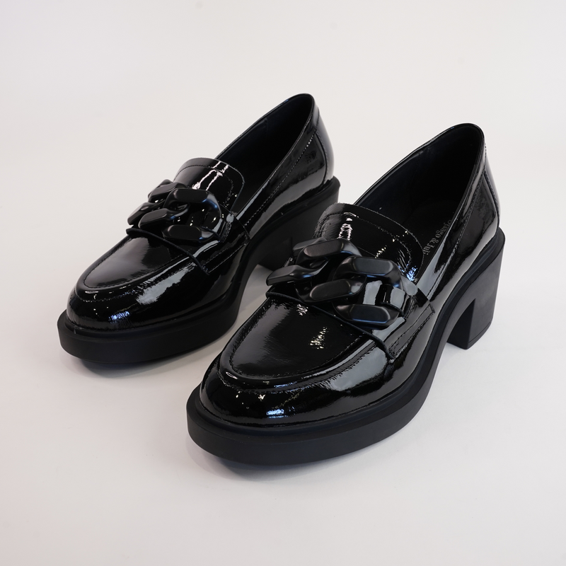 Arrigo Black Patent Leather Heeled Loafers