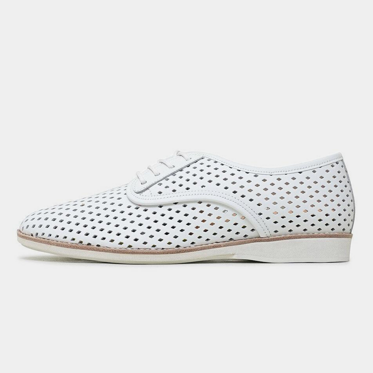 Derby Punch White Leather Lace Up Flats - ROLLIE | Shouz