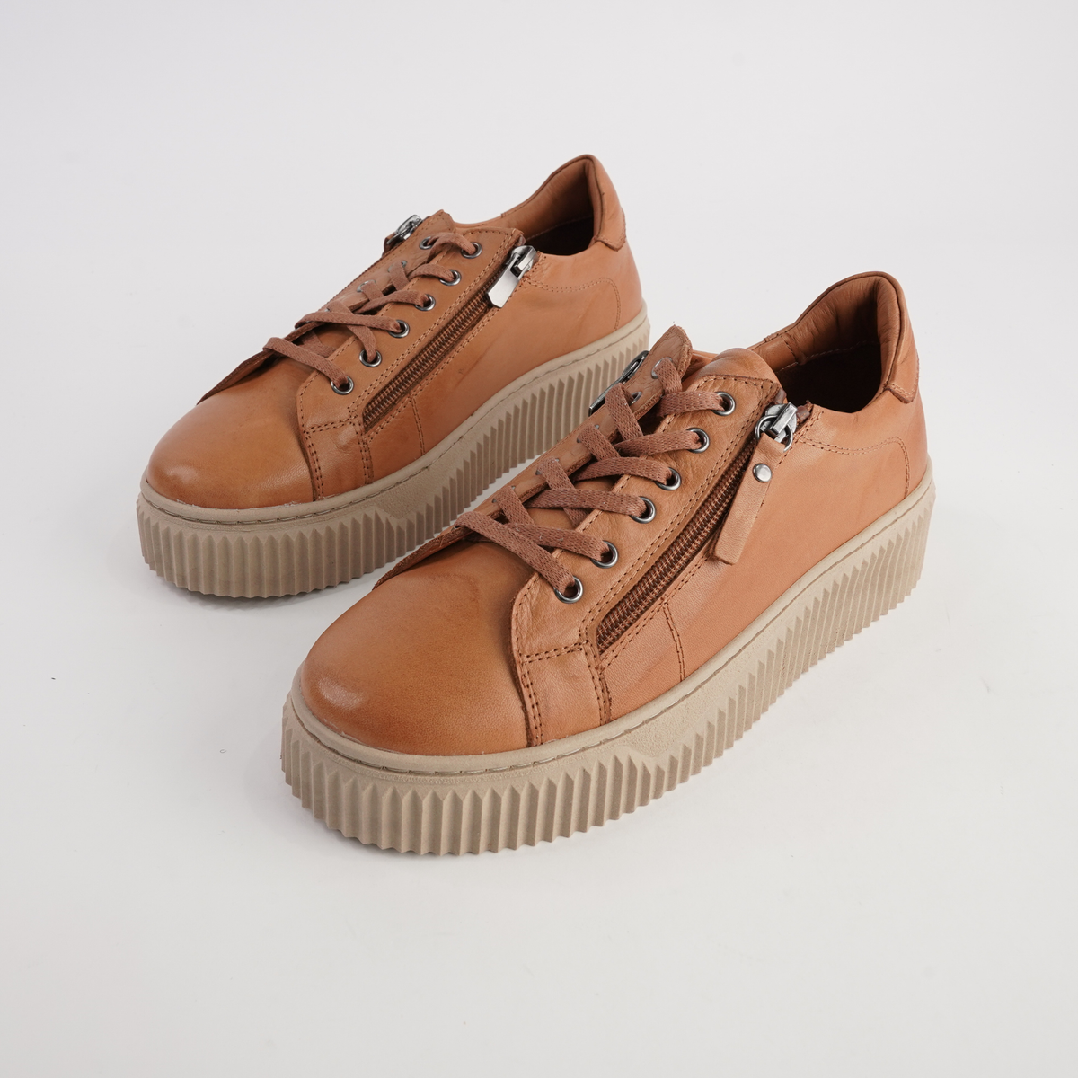 Bonnie Coconut Leather Sneakers