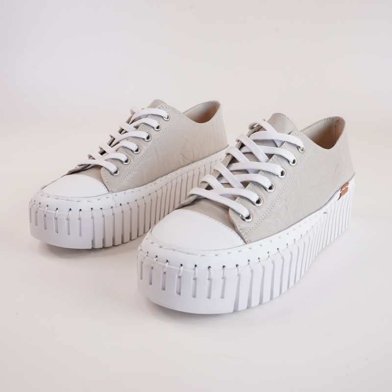 Baselo White/ Almond Leather Sneakers