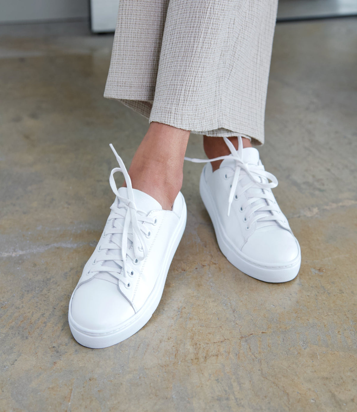 Oskher White Leather Sneakers - MOLLINI | Shouz