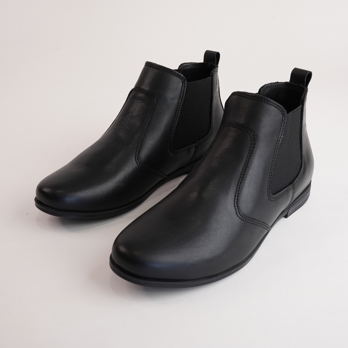 Crystal Black Leather Ankle Boots - SALA | Shouz