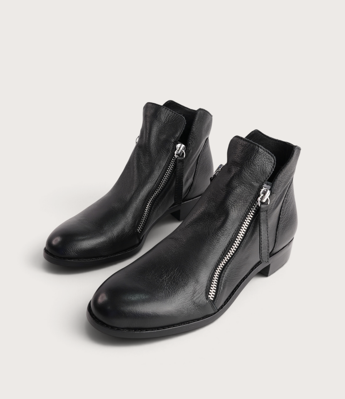 Norys Black/ Black Heel Leather Ankle Boots - DJANGO AND JULIETTE | Shouz
