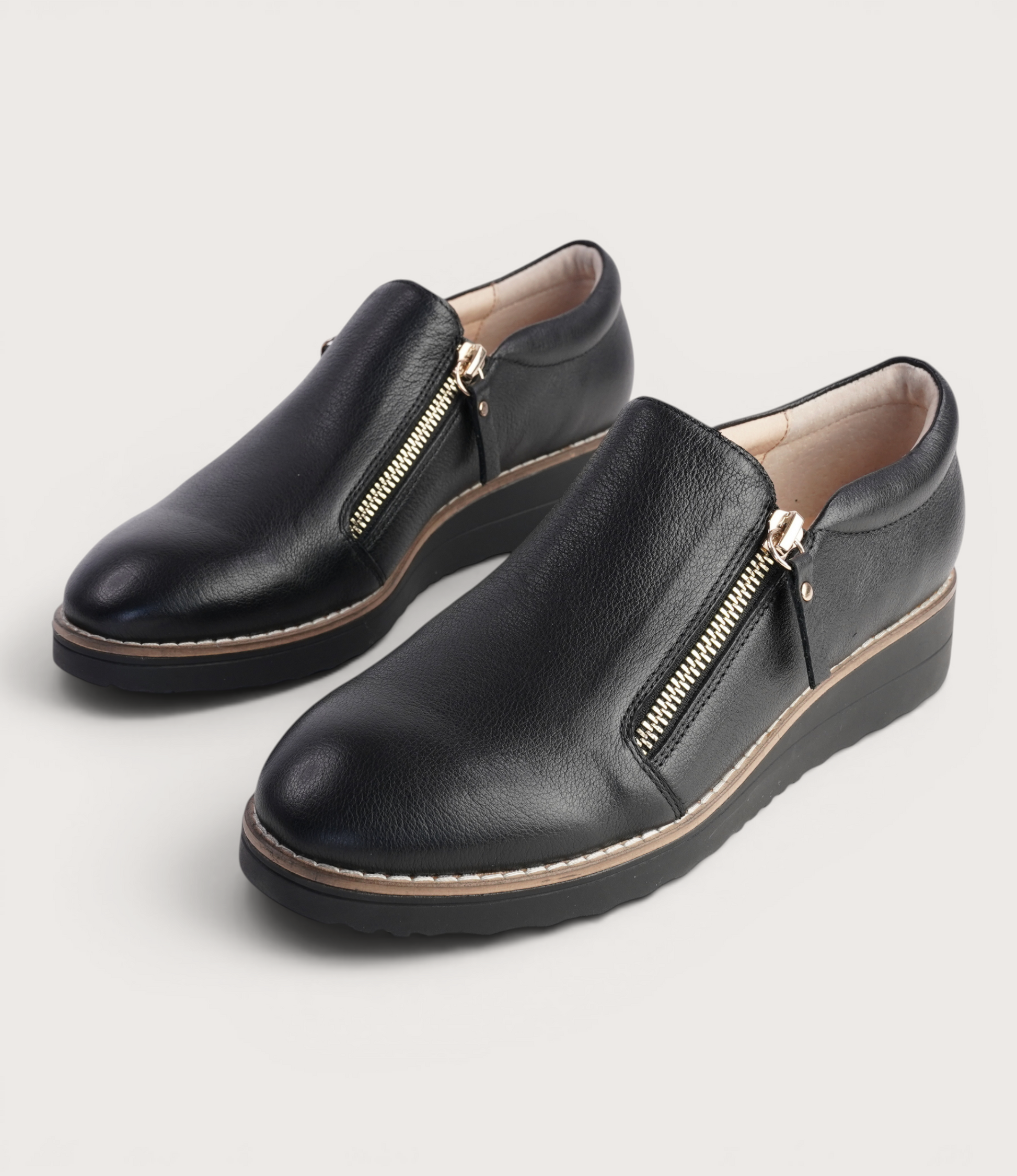Ostel Black Leather Flats