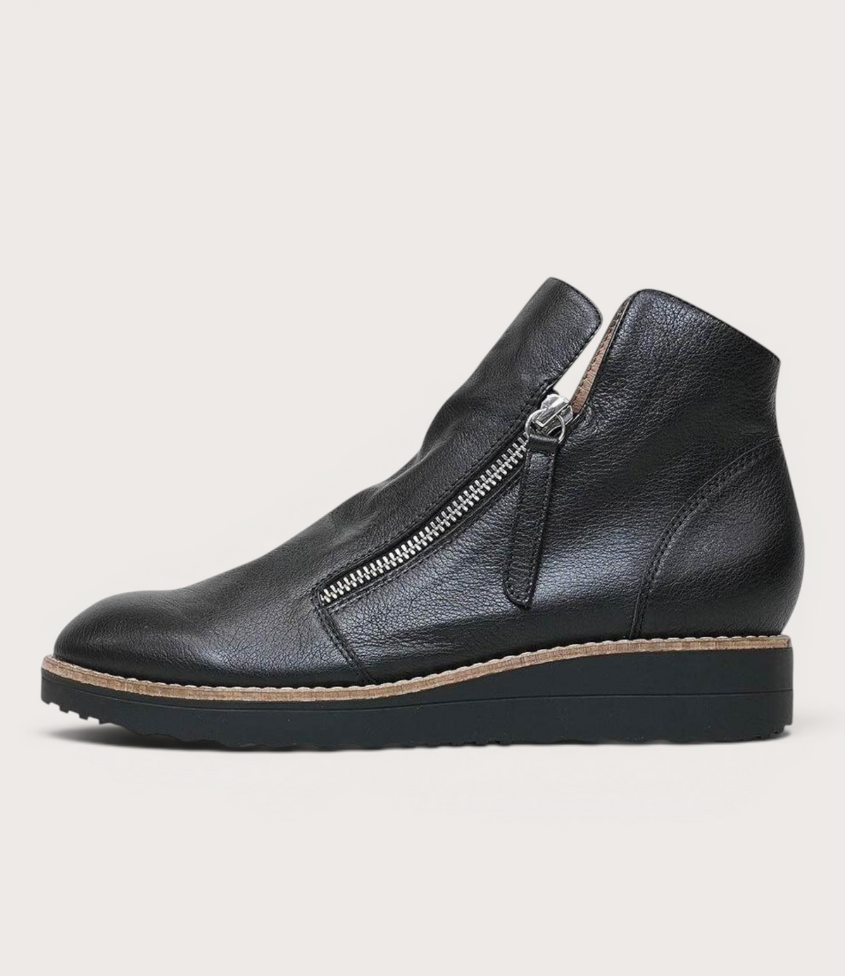 Ohmy Black/ Black Leather Ankle Boots