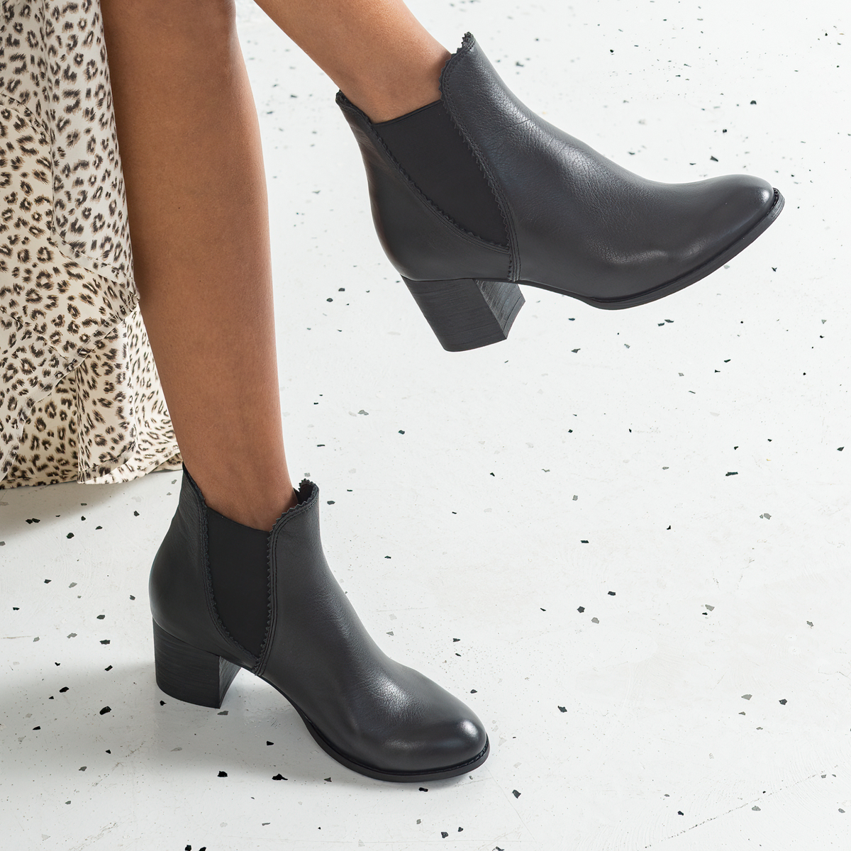 Sadore Black/black Leather Ankle Boots