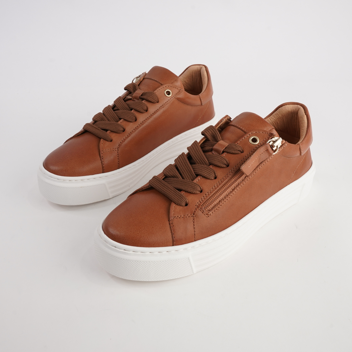 Elly Coconut Leather Sneakers