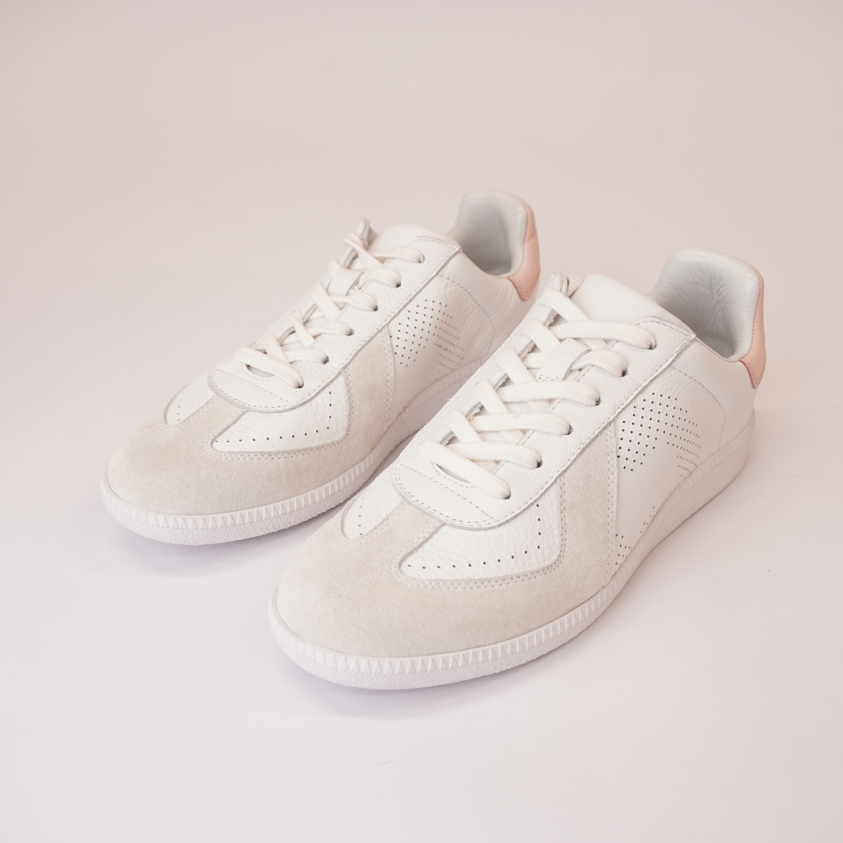 Pace 2 White/Snow Pink Leather Sneakers