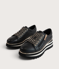 Eammes Black Leather Sneakers