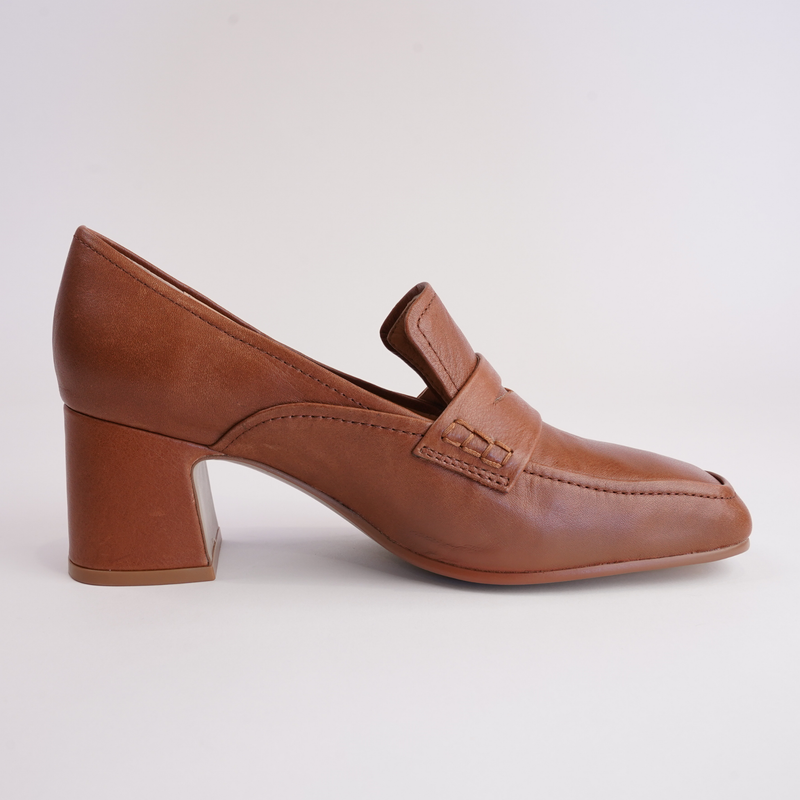 Kendill Dark Rum Leather Heeled Loafers