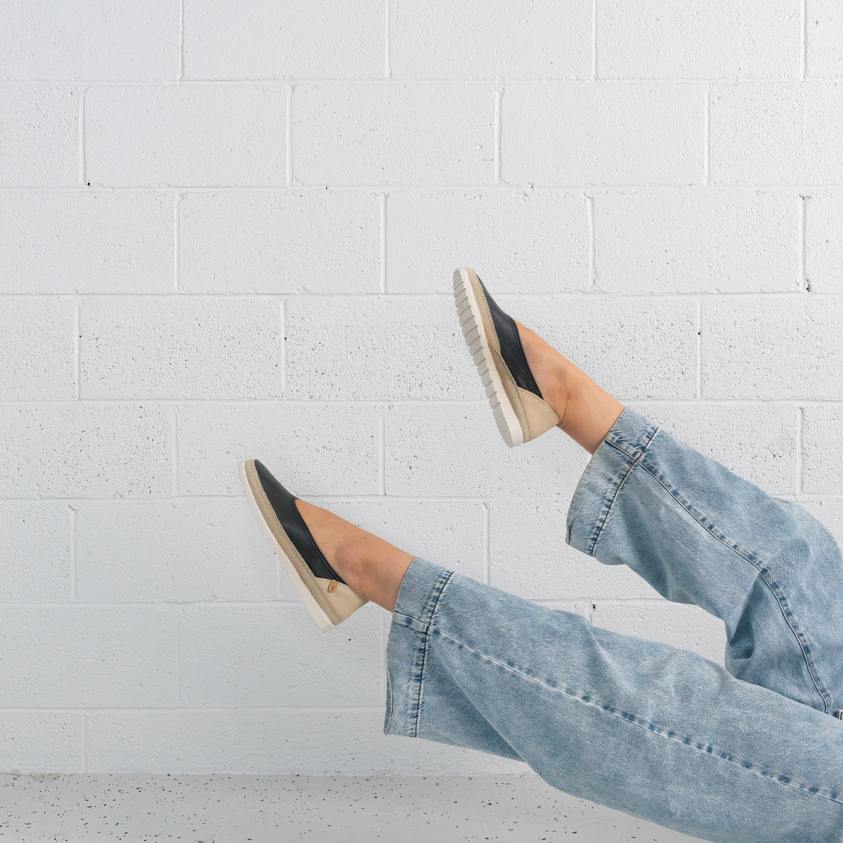 Noelia Black Leather Espadrilles - VERBENAS | Shouz