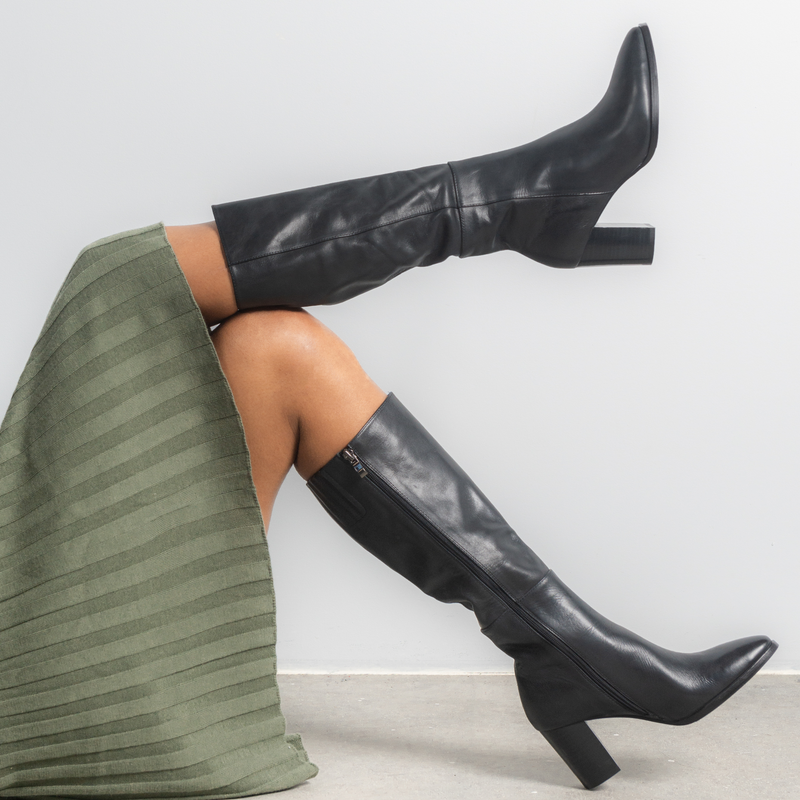 Allouta Black Leather Knee High Boots