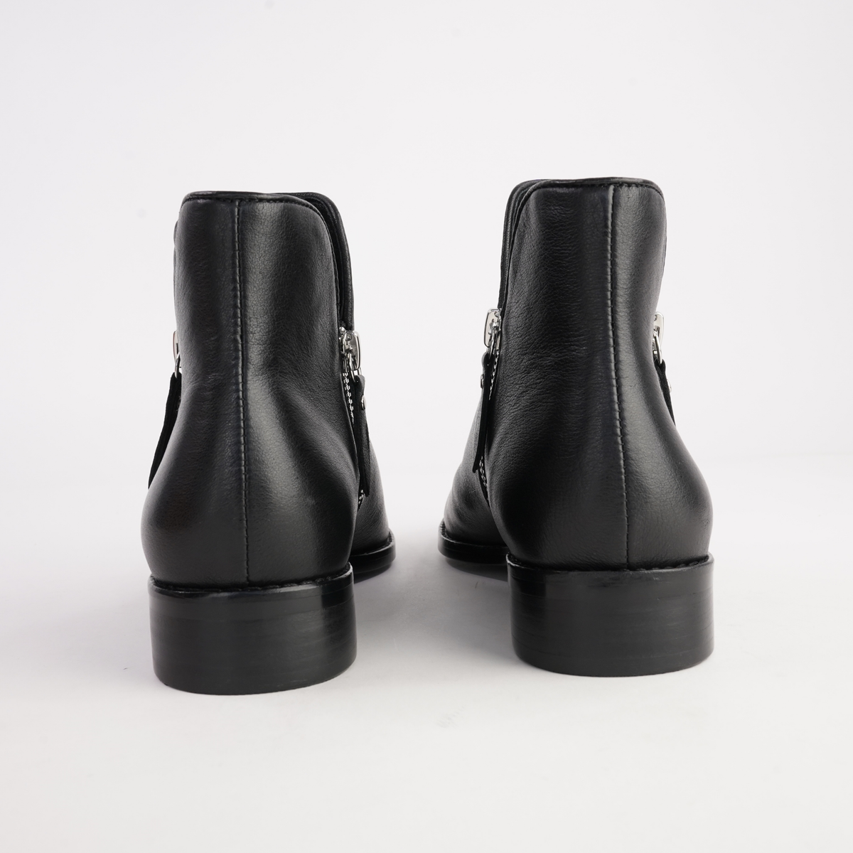 Noves Black Leather/ Black Heel Boots - DJANGO AND JULIETTE | Shouz