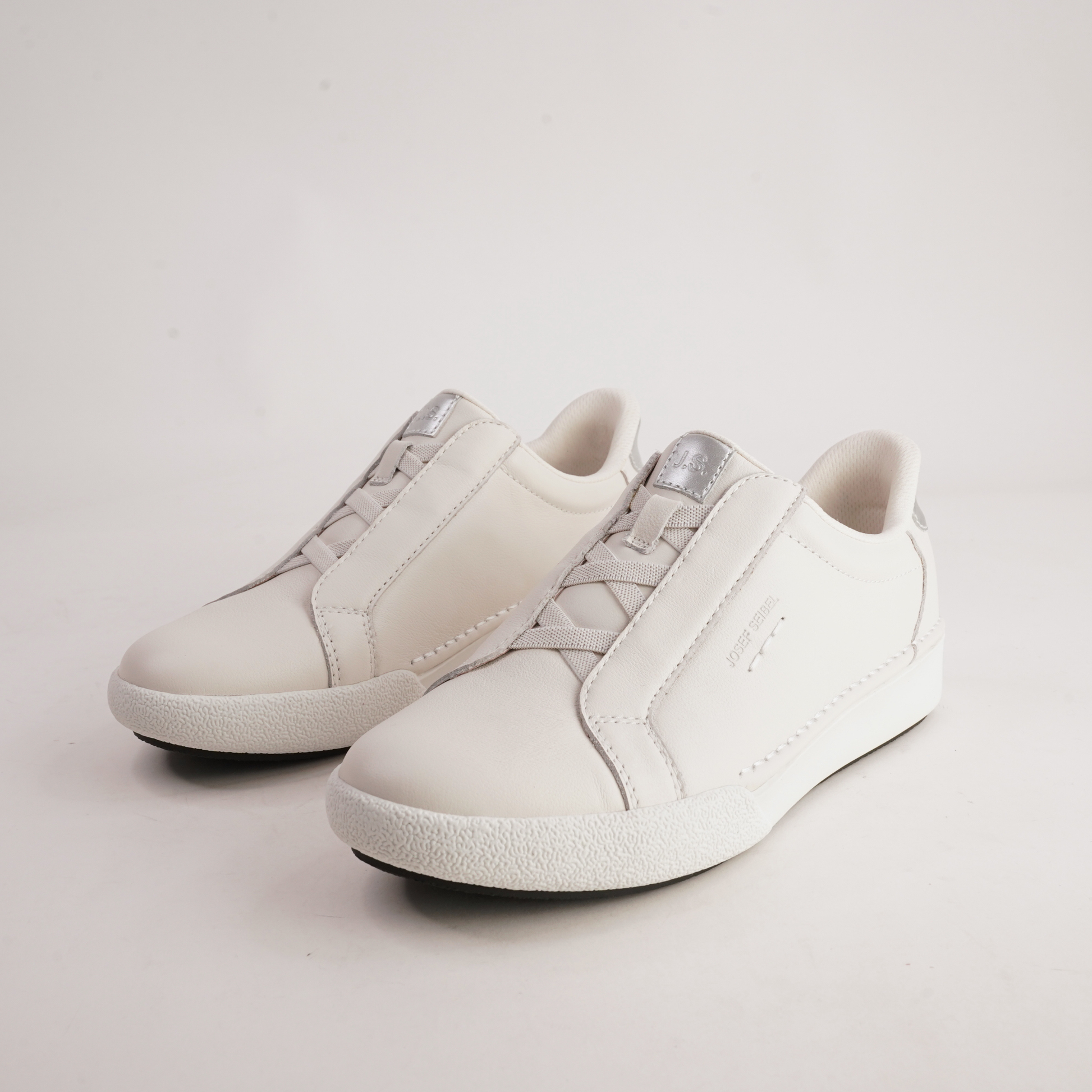 Claire 33 Weiss Leather Sneakers - JOSEF SEIBEL | Shouz