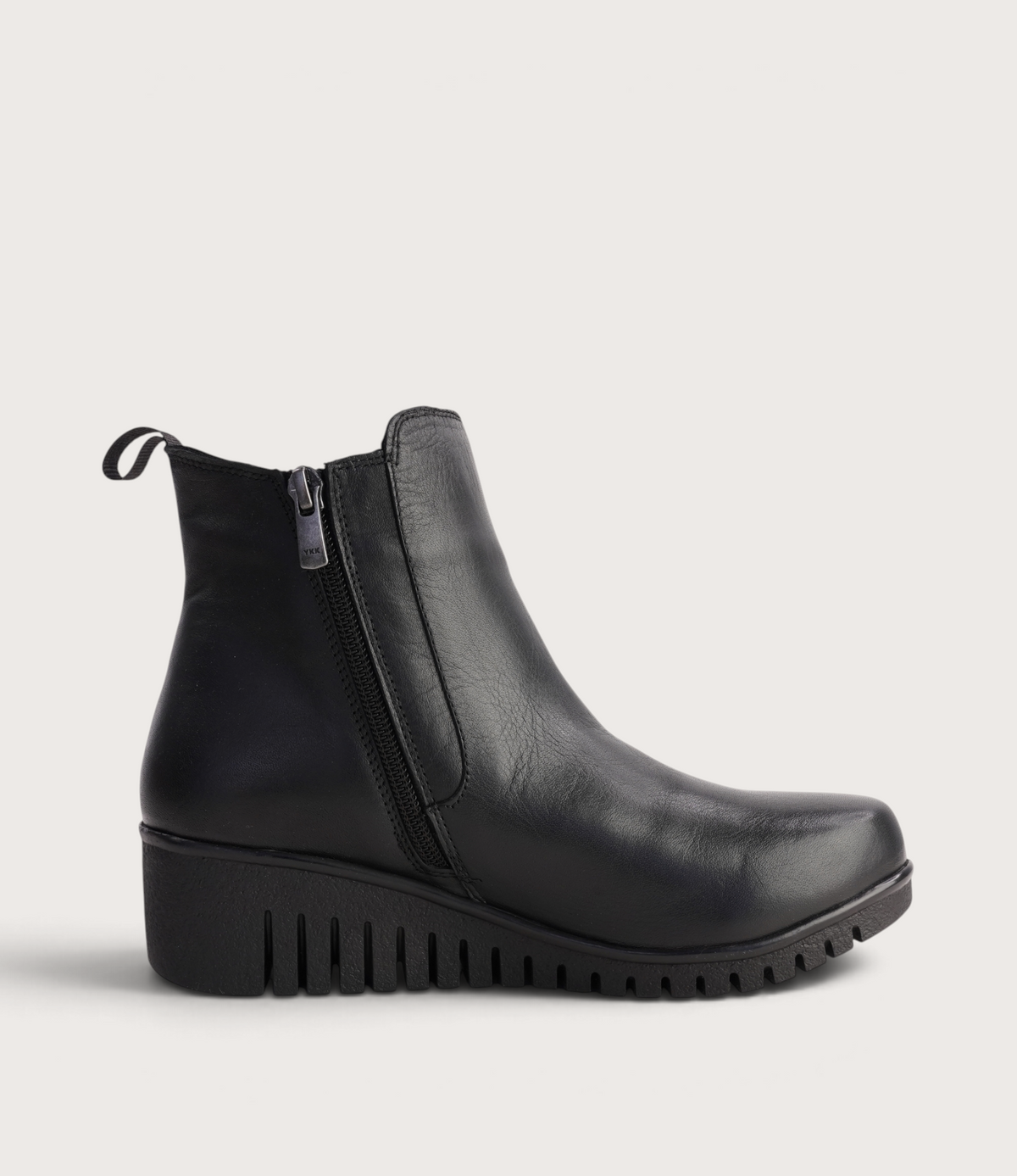 Fox Black Leather Ankle Boots - SALA | Shouz